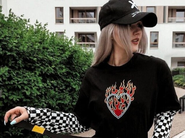 E-girl