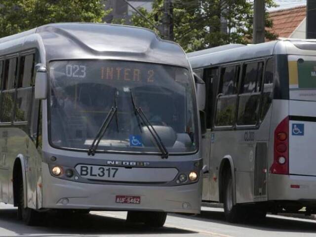 ONIBUS MUITO TOPZERA