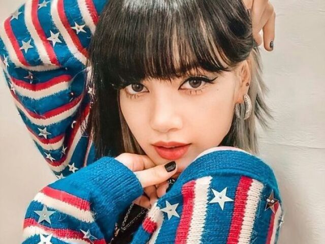 Lisa ( BLACKPINK )