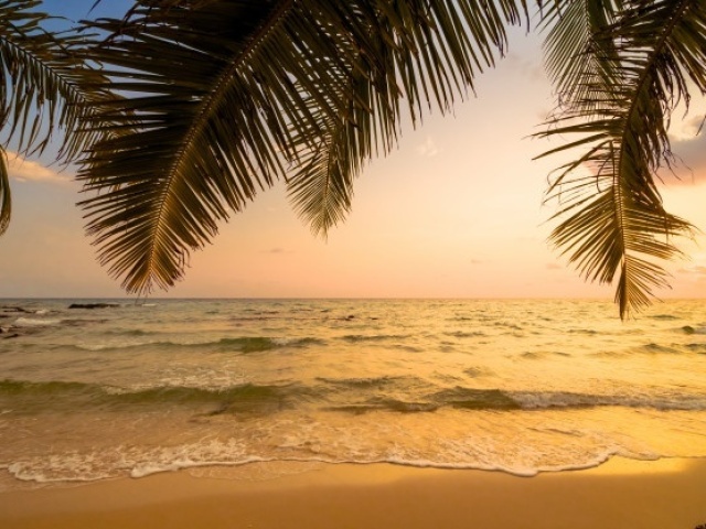 praia ao anoitecer, precisamos conversar...