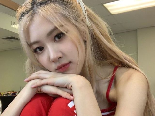 Rosé(Blackpink)