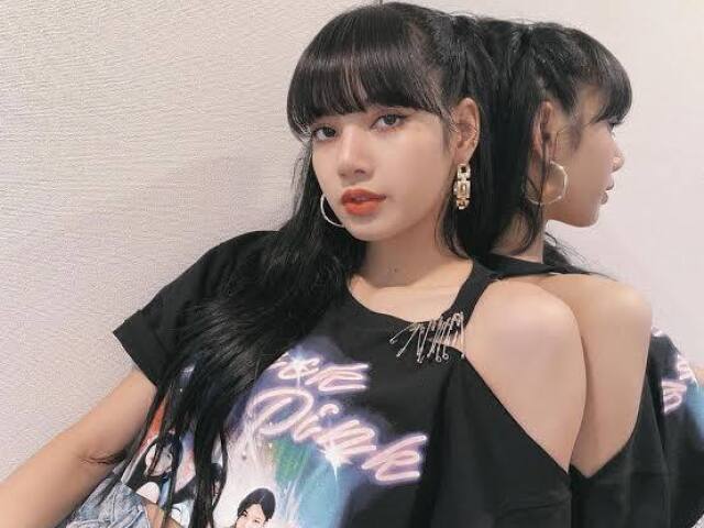 A dos 4 gatos, Lalisa Manoban