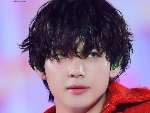 Monte sua vida com Kim Taehyung!