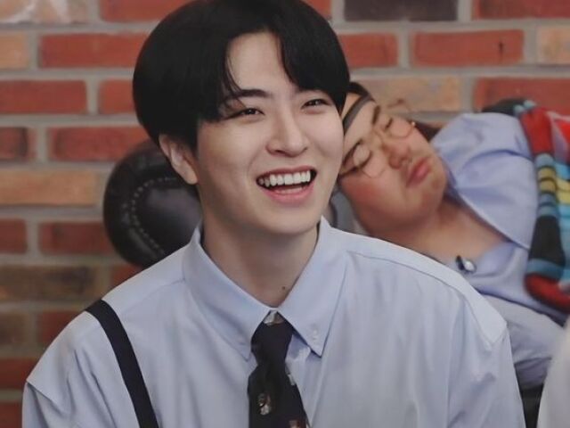 → Qual Idol masculino você namoraria?