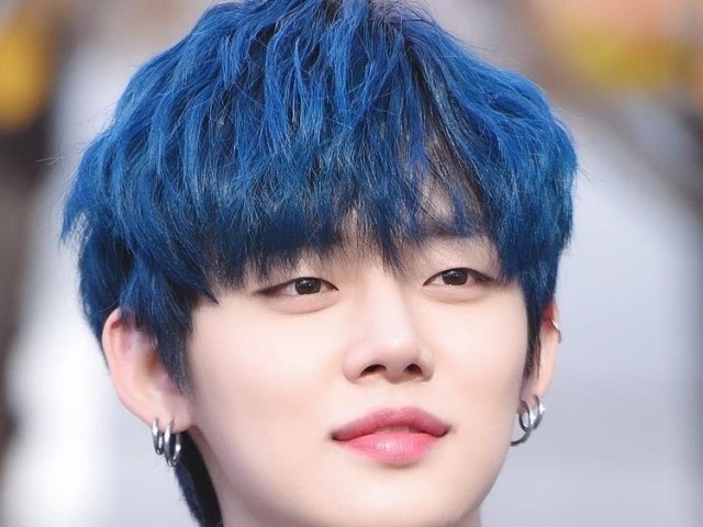 Blue Hair do Yeon