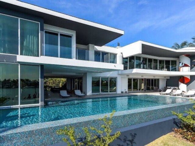 Super luxo