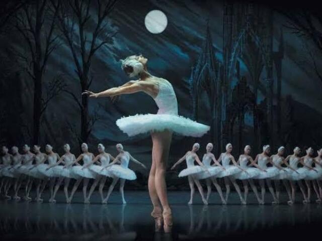 đ VocĂȘ conhece "O lago dos cisnes"? đ