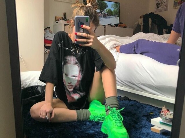 E-girl