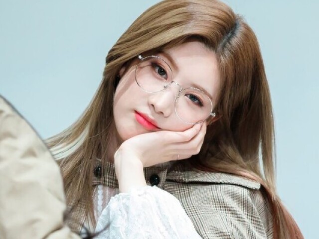 Kim Lip