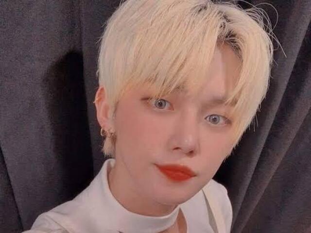 Acerte o nome do idol pela foto!