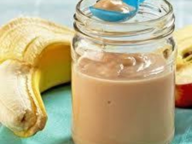 Papinha de banana.