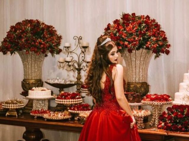 Monte sua festa de 15 anos! 💘