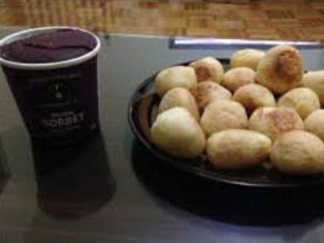 Açaí e queijo