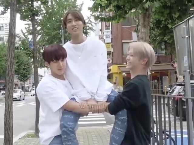 Changbin, Jisung e Félix