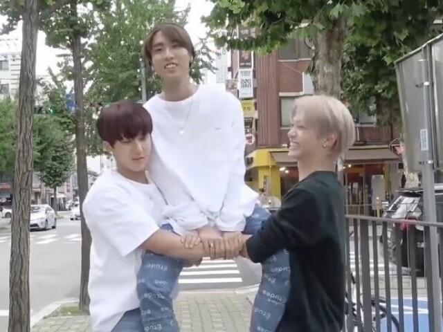 Changbin, Jisung e Félix