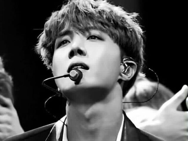 →J-Hope←