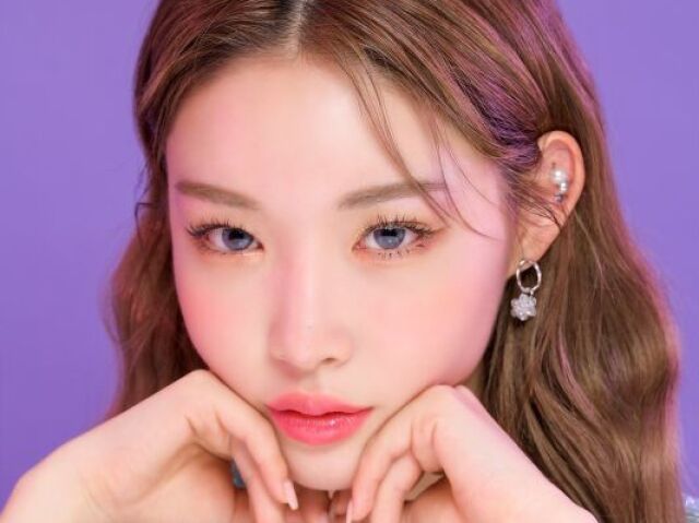 Chungha (Ex: I.O.I e atual solista)