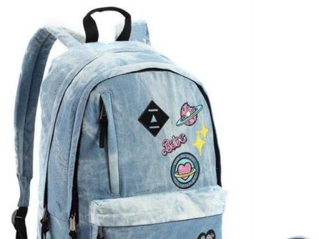 Mochila meio azul