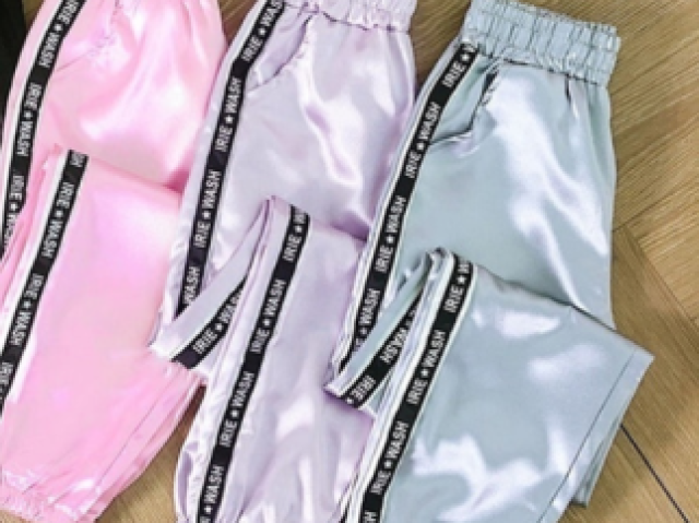 Calça Jogger de Tons Pastéis