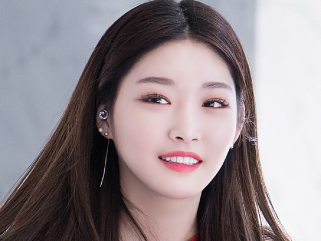 Chungha (Ex I.O.I e atual solista)