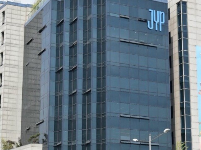 JYP