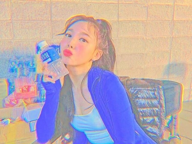 ℕ𝕒𝕪𝕖𝕠𝕟🍓