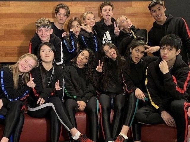 Now united (eu sei q n tem todos os membros mais finge q tem kkkk)