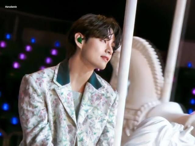 Inner Child ㅡ V