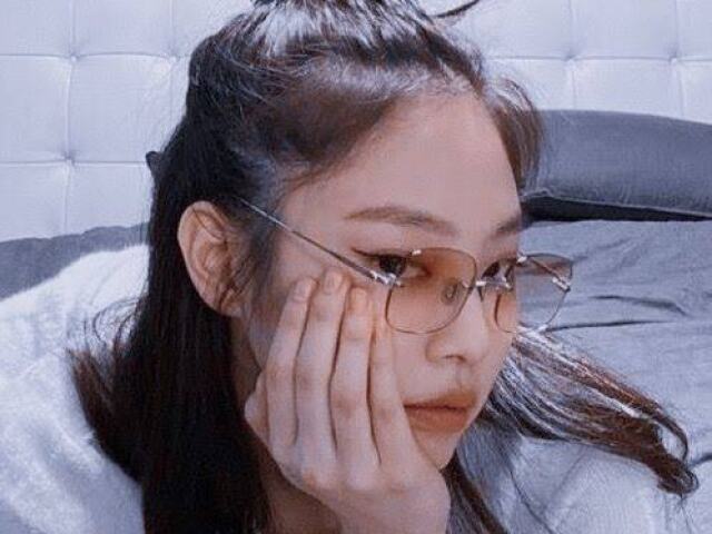 Jennie: forever Young tananan.. oi? Dcp tava cantando ;-; adorei o quizzzz