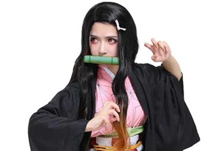 Cosplayer (pessoa que se veste como um personagen ficcional)