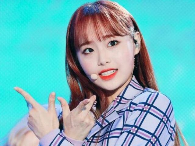 Chuu(LOONA)