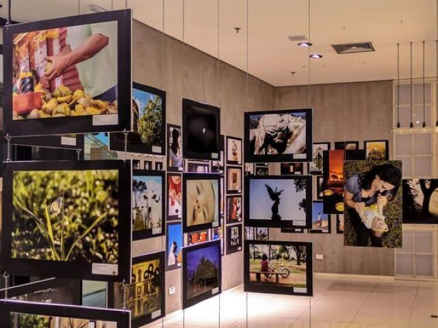 Pra uma exposiรงรฃo de artes