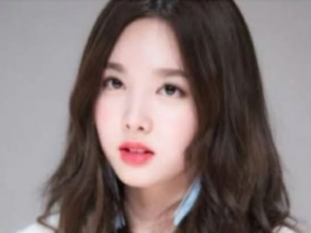 Nayeon- Twice