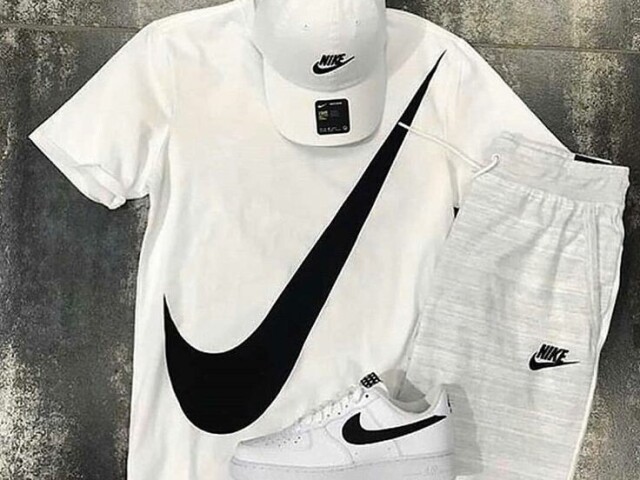 NIKE