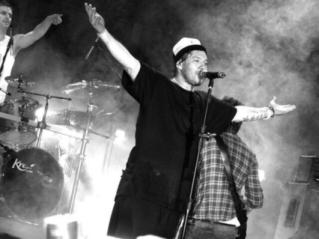 Ela Vai Voltar- Charlie Brown Jr.