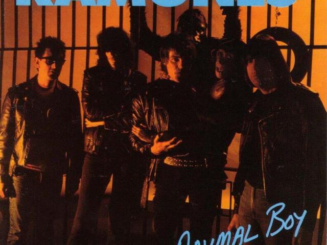 Bonzo Goes To Bitburg - Ramones