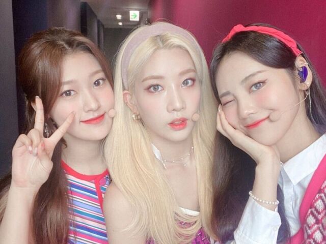 Loona OEC/ODD EYE CIRCLE