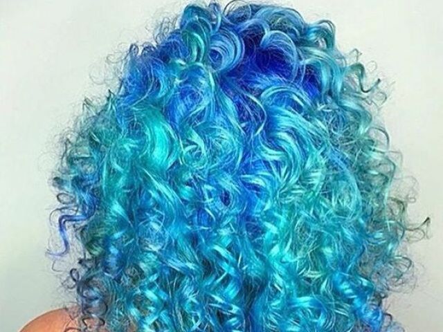 Azul