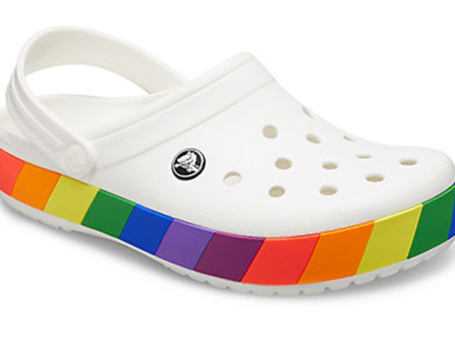 crocs guei>:(quem escolher é gayyyyyyy)urhhnnn