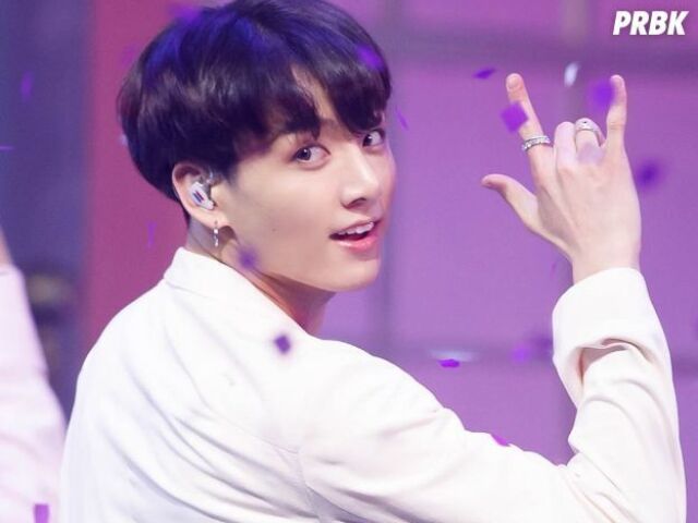 💕(BTS) O que o jungkook seria seu de acordo com o quiz°☁️