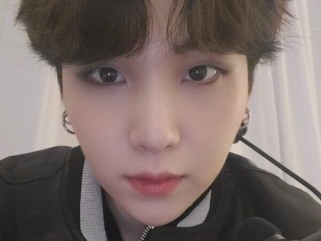 SUGA