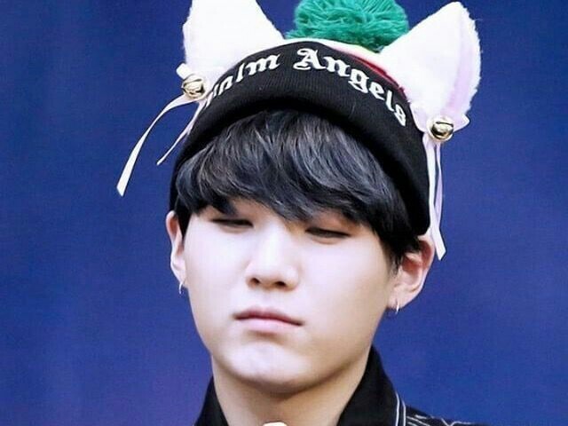 Ou, acordar o Yoongi?