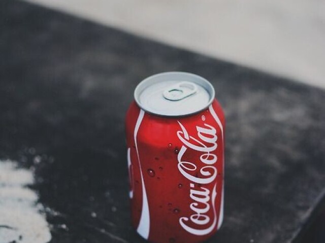 Coca cola ✨
Aesthetic