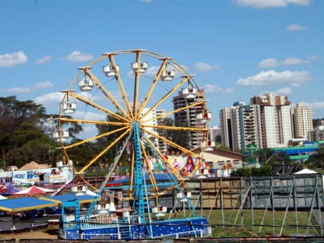 Parque de diversão.