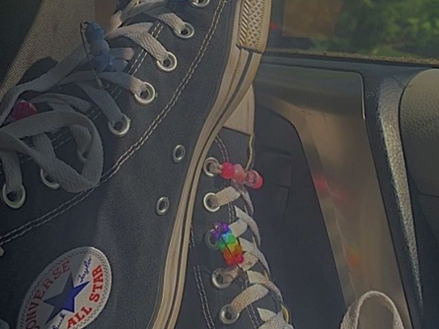 🖤🏳️🌈✨