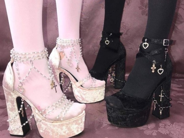 🖤💕🏳️🌈