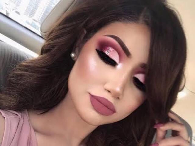 Mais patricinha mais
continua sendo tumblr e glamurosa💅💅💅