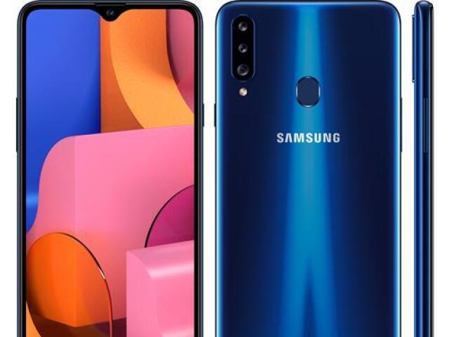 Um A20s Samsung azul