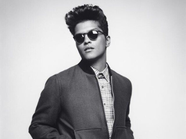 Bruno Mars (Talk to the Moon)