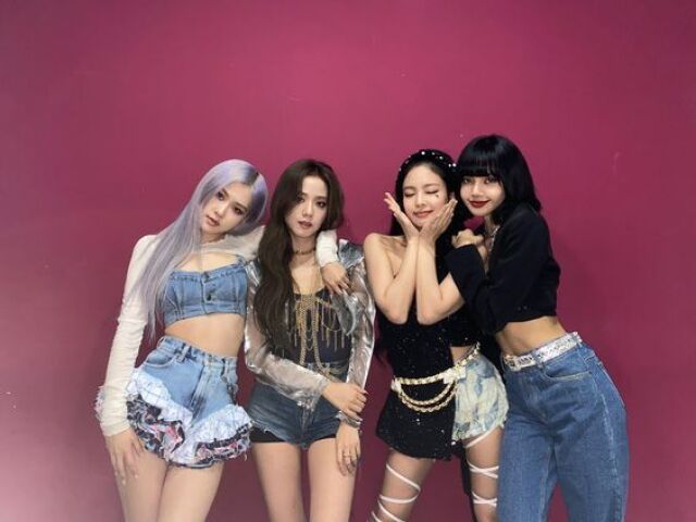 Quem usou essa roupa? (Versão Blackpink)